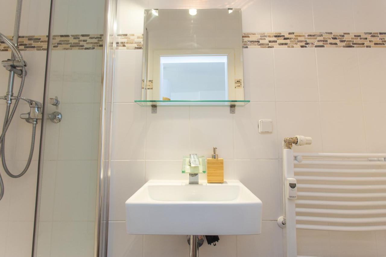 Full House Studios - Ls69 Apartments Halle  Εξωτερικό φωτογραφία