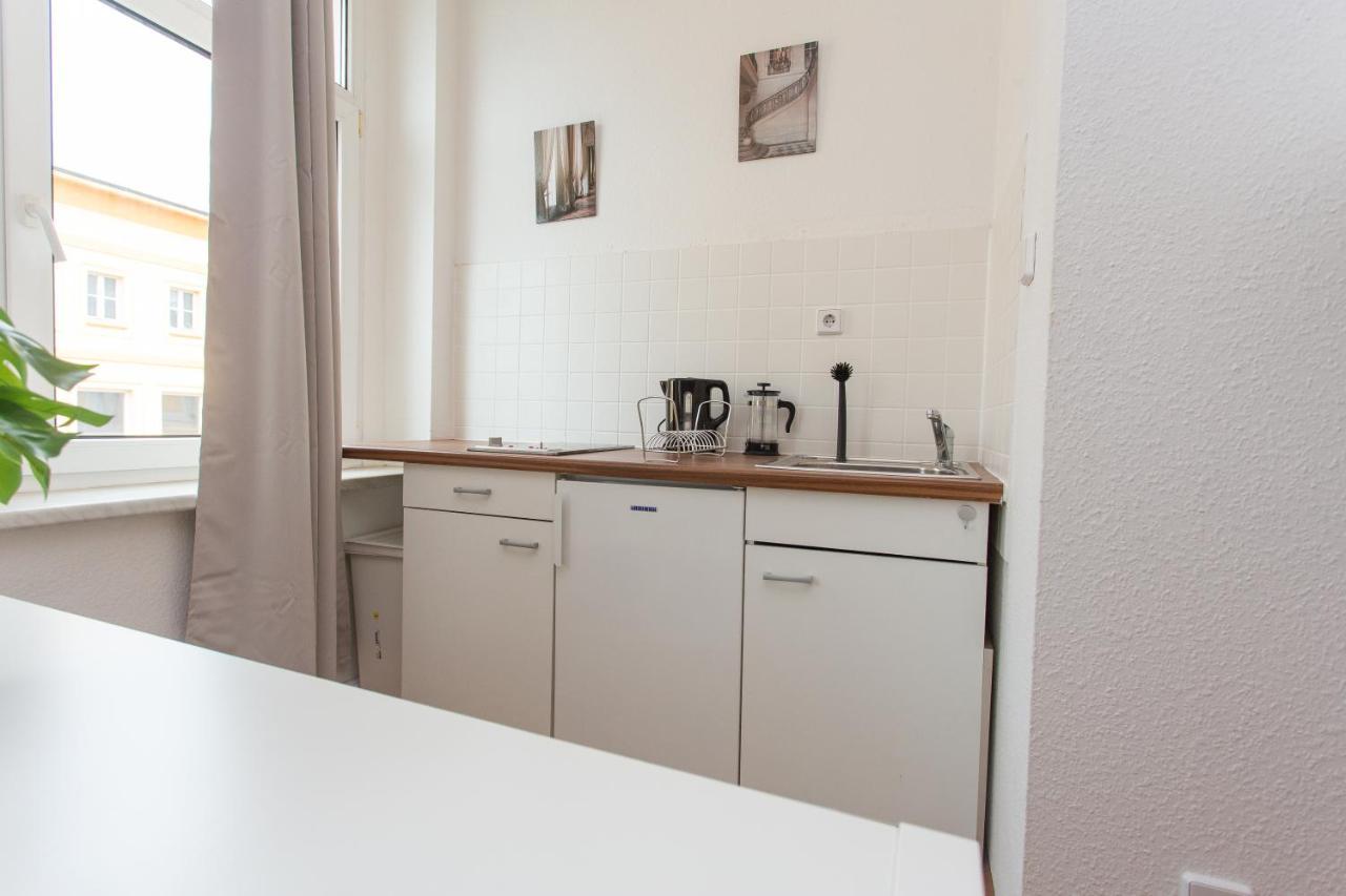 Full House Studios - Ls69 Apartments Halle  Εξωτερικό φωτογραφία