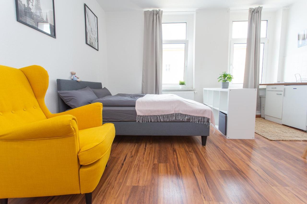 Full House Studios - Ls69 Apartments Halle  Εξωτερικό φωτογραφία
