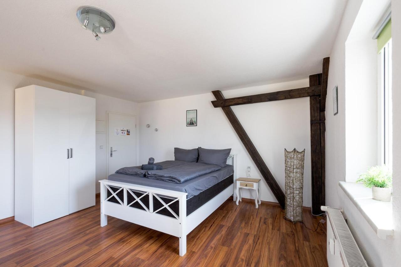 Full House Studios - Ls69 Apartments Halle  Εξωτερικό φωτογραφία